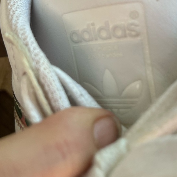 Adidas’s ShellToe Allstar Cheetah Holographic women’s shoes size 5.5 fits bigger - Picture 2 of 11